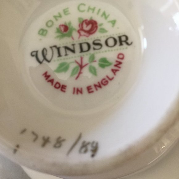 Set of 2 cups and saucers - Picture 2 of 7